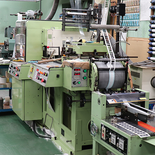 工場設備:凸版シール印刷機
